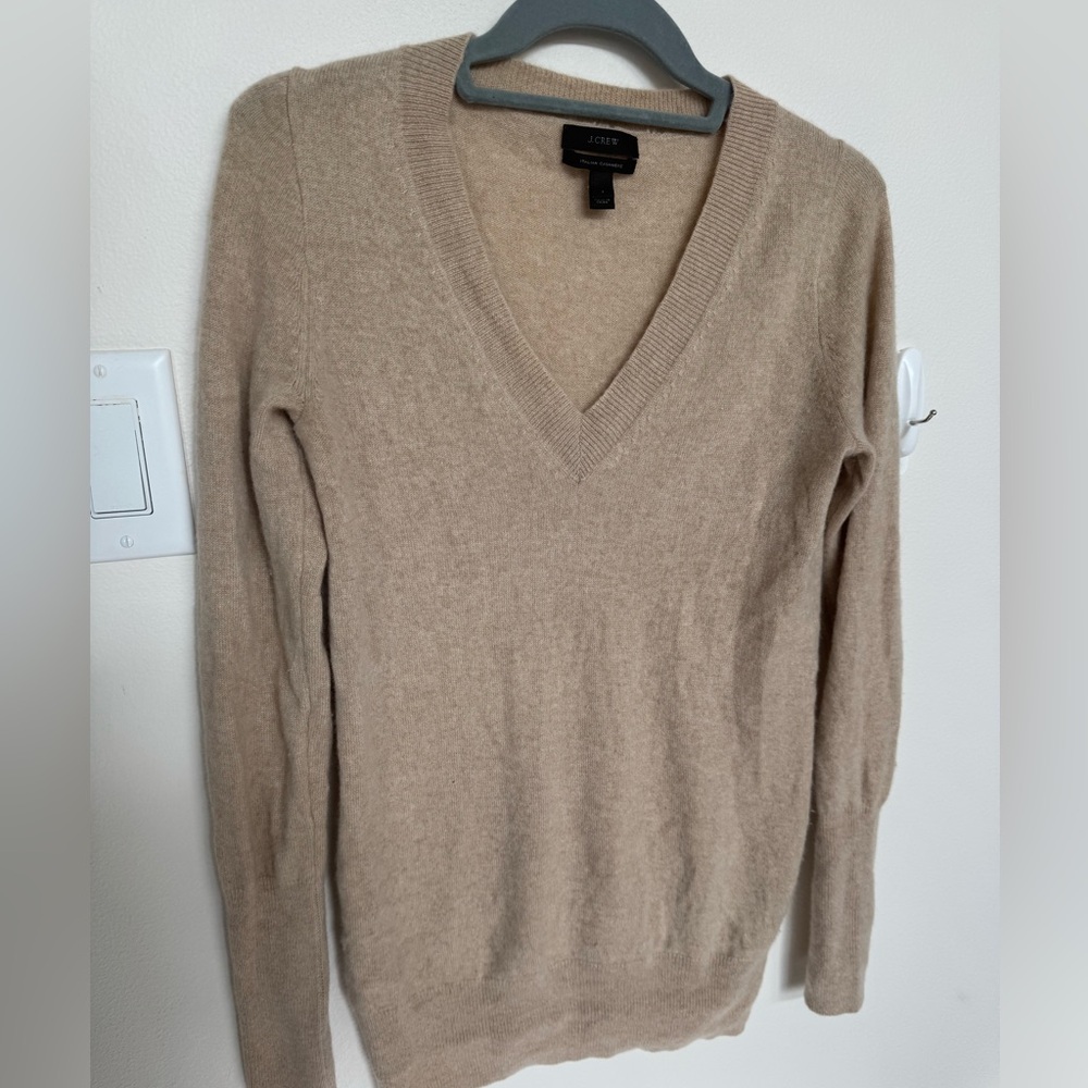 J. Crew Italian Cashmere V-neck sweater. Women’s small.